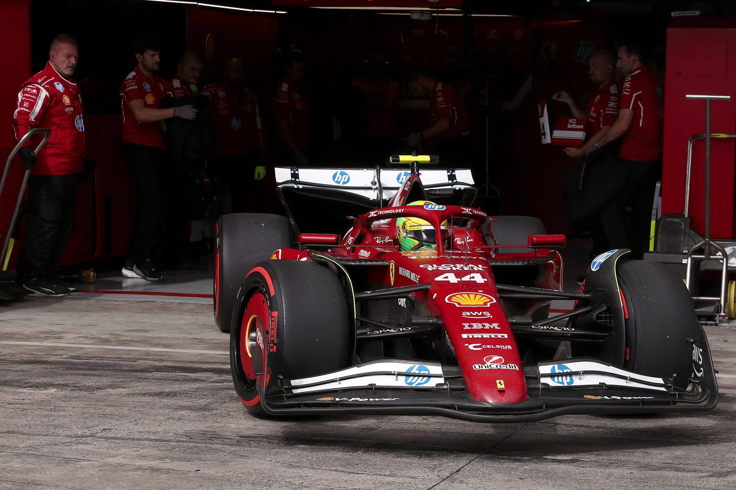 Ferrari Planning Big 2027 Move To Replace Lewis Hamilton